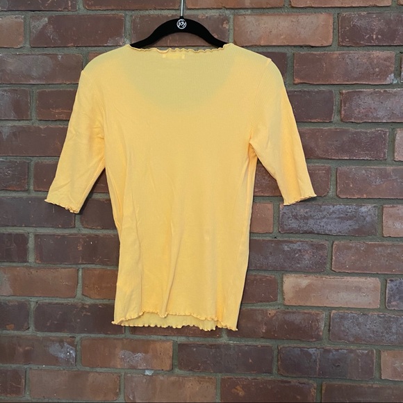 Club Monaco Lettuce Hem Shirt - Picture 2 of 3